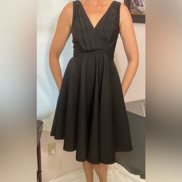 Miss Lulo Dress in Black Size S - Picture 14 of 14